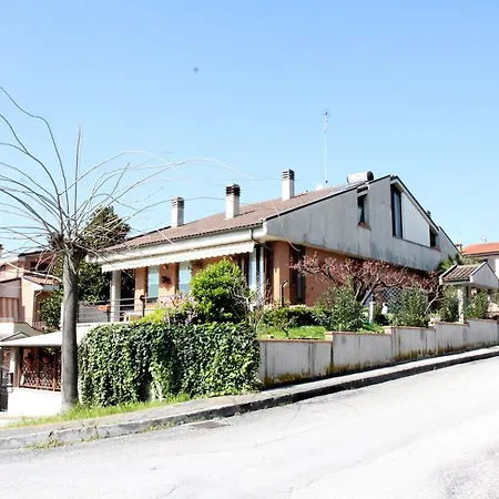 Anna Rita Bed and breakfast Moie